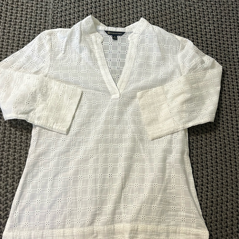 Brooks brothers women’s white eyelet blouse